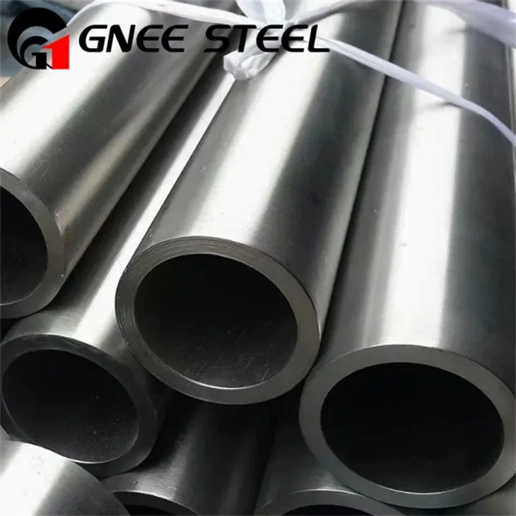 Píopa tantalum saincheaptha